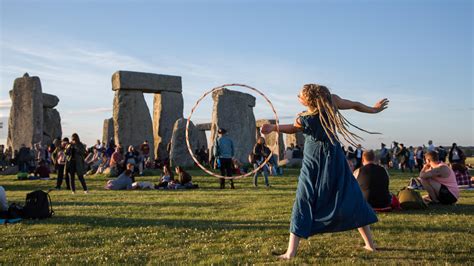 Pagan rituals for celebrating the summer solstice